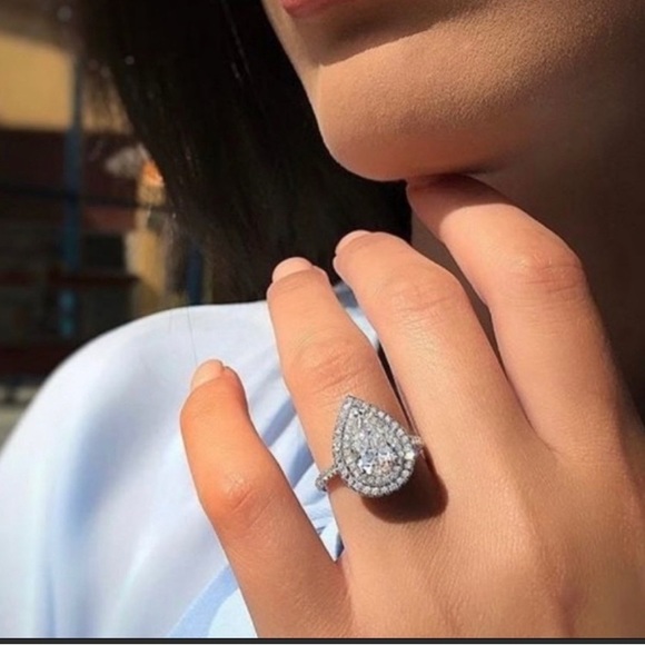 NEW 925 SILVER PEAR CUT TEARDROP DIAMOND RING - Picture 1 of 5